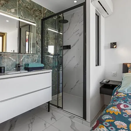 Appartement Paloma Héliopolis Entièrement Rénové Avec Terrasse Et Parking